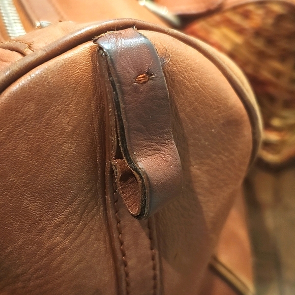 Yves Saint Laurent Leather Satchel - Picture 14 of 16